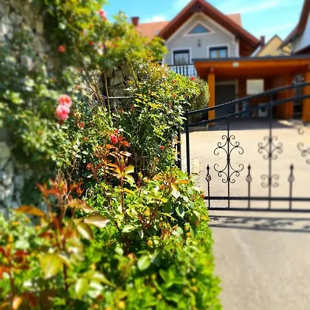 Ferienhaus Siegfried Apartment Obervogau